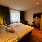 Hotel & Restaurant Graf 3* Sankt Poelten