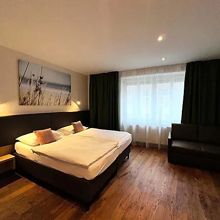 Hotel & Restaurant Graf 3*